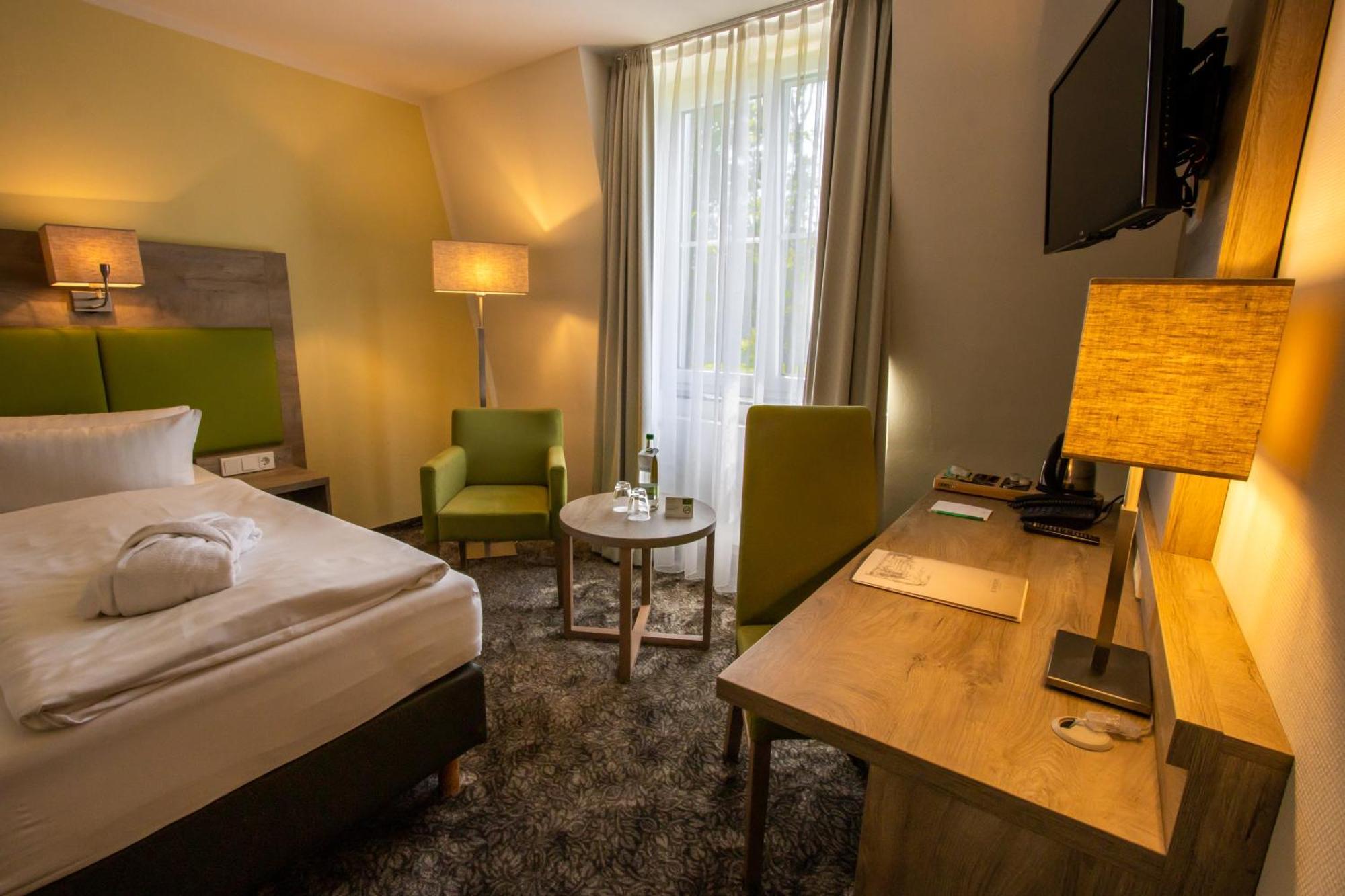 Berg & Spa Hotel Gabelbach Ilmenau Ngoại thất bức ảnh
